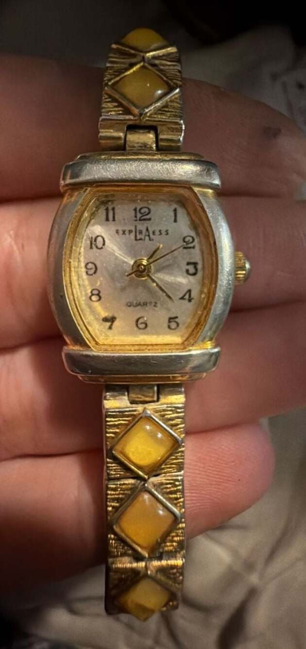 Vintage LA Express Women’s Watch Working Gold Tone Yellow Stone Grandmacore